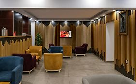 Ramona Kale Hotel